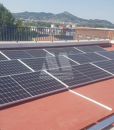 557 KW Flachdach-PV-Projekt in Spanien