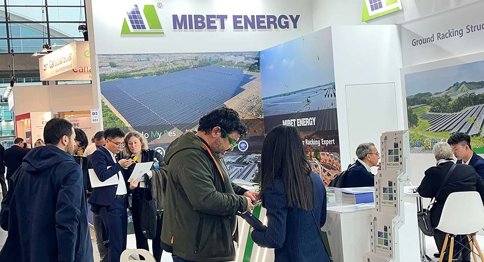 Mibet booth at KEY ENERGY