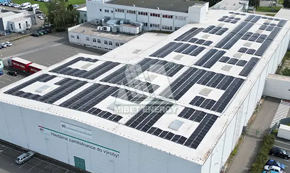 3.7 MW Flat Roof PV Racking in Czech Republic