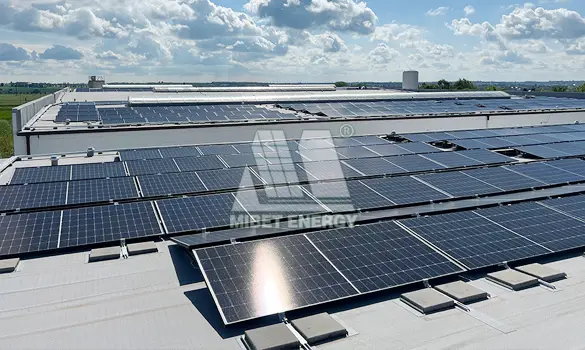 3.7 MW Flat Roof PV Racking in Czech Republic