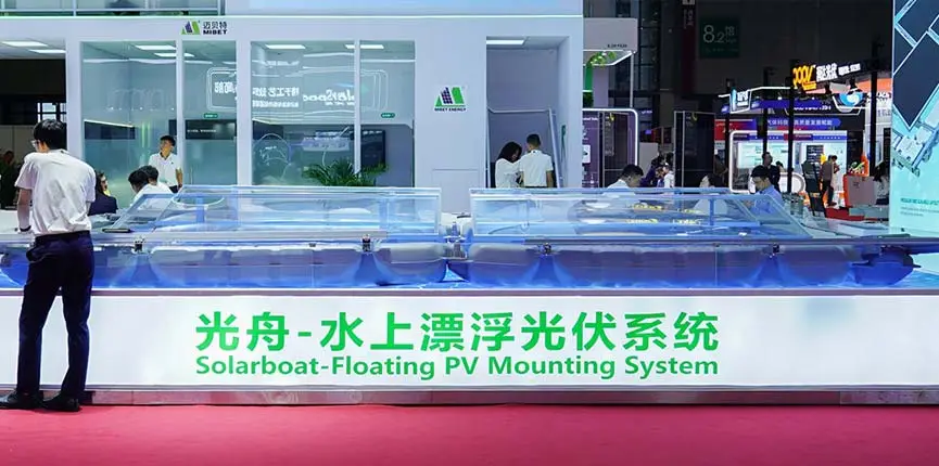 Solarboat: Schwimmende Systeme